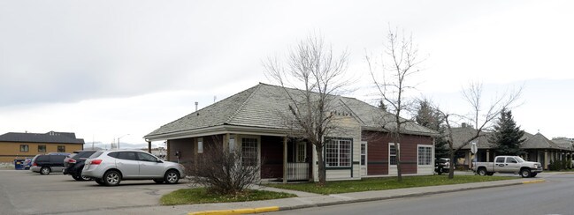 More details for 305 1st St E, Cochrane, AB - Office for Lease
