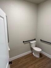6815 Rendon Bloodworth Rd, Fort Worth, TX for lease Interior Photo- Image 2 of 7