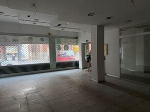 Retail in Manresa, Barcelona for lease Interior Photo- Image 2 of 18