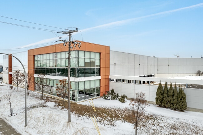 More details for 235 Rue Isabey, Montréal, QC - Industrial for Lease