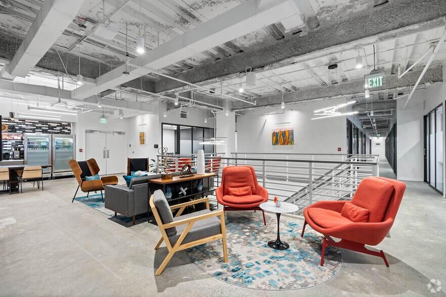 44 S Broadway, White Plains, NY for lease - Interior Photo - Image 2 of 72