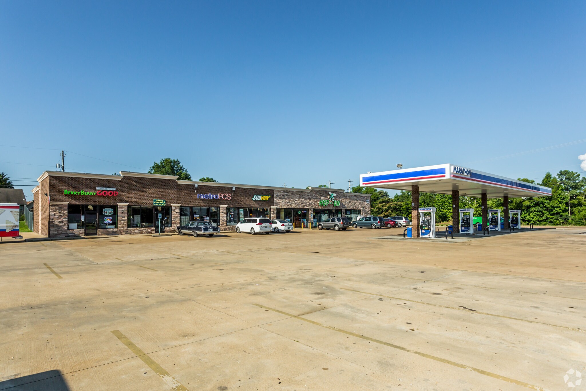 6465 E Holmes Rd, Memphis, TN à louer Photo principale- Image 1 de 6