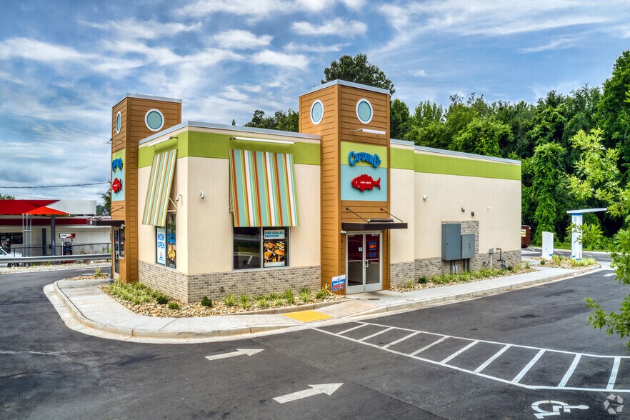 1307 Charlotte Hwy, Lancaster, SC à louer - Photo du bâtiment - Image 2 de 6