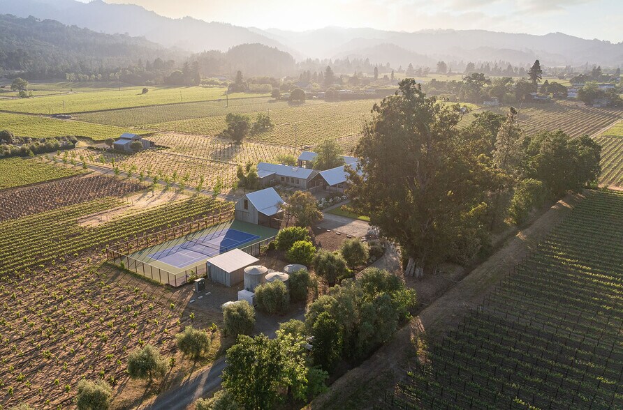 1540 W Zinfandel Ln, Saint Helena, CA à vendre - Aérien - Image 3 de 63