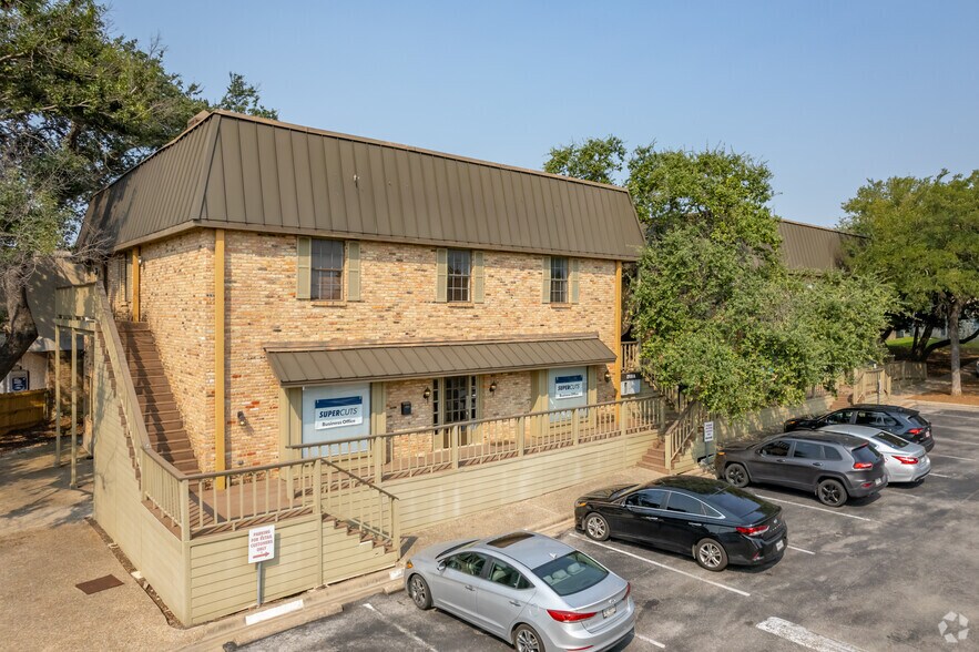8108 Mesa Dr, Austin, TX à louer - Photo principale - Image 1 de 10