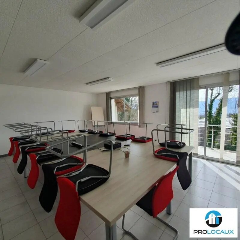 Flex in Voiron for sale Interior Photo- Image 1 of 13