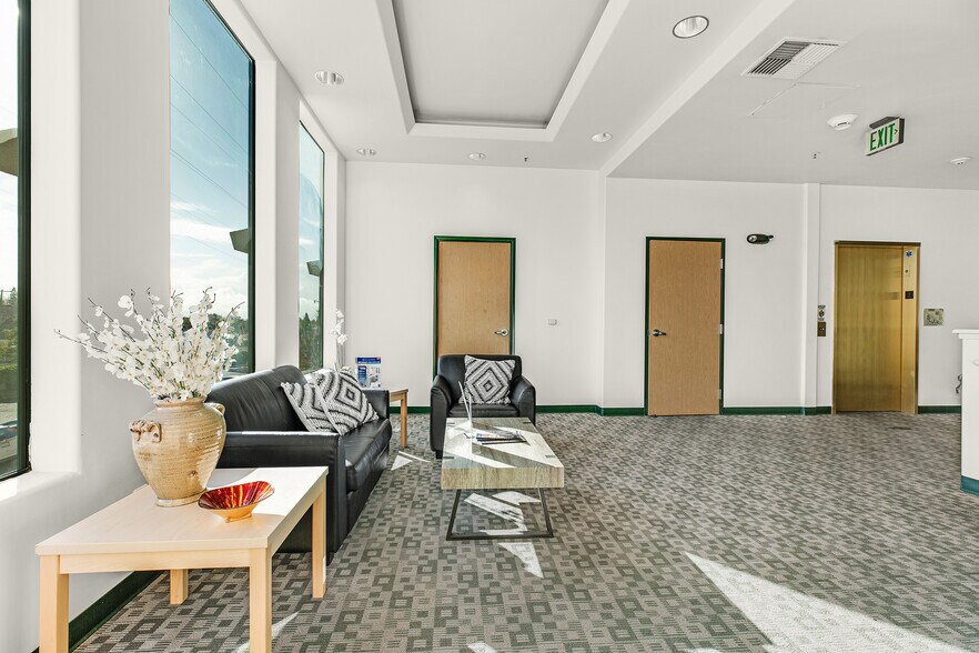 41111 Mission Blvd, Fremont, CA à louer - Photo intérieure - Image 2 de 36