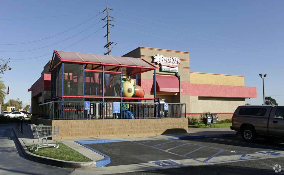 1610-1640 W Foothill Blvd, Upland, CA for lease - Primary Photo - Image 3 of 5