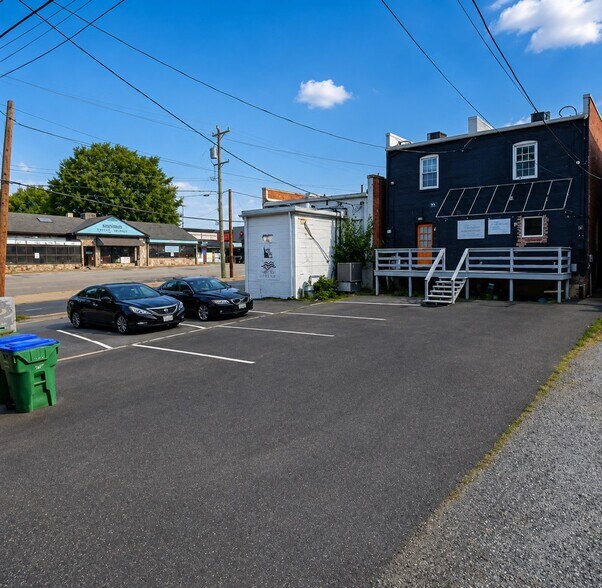 3463-3465 W Cary St, Richmond, VA à louer - Photo du bâtiment - Image 3 de 12