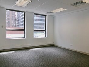 205 W Randolph St, Chicago, IL à louer Photo intérieure- Image 1 de 4