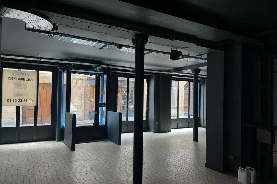 15 Rue Elzévir, Paris à louer - Photo intérieure - Image 2 de 2