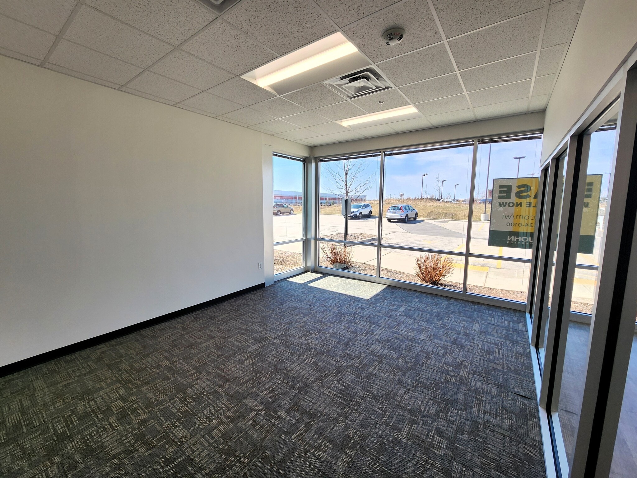 13203 Globe Dr, Mount Pleasant, WI for lease Interior Photo- Image 1 of 14