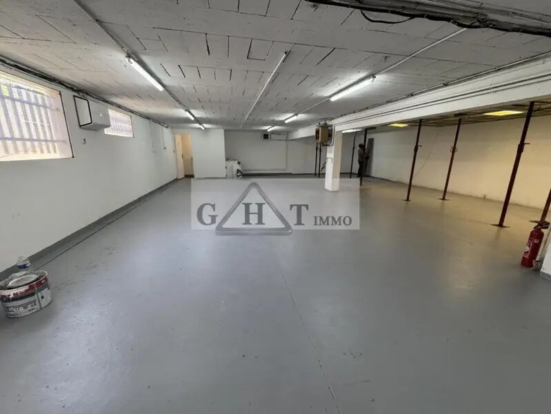 Industrial in Chennevières-sur-Marne for lease Interior Photo- Image 1 of 5