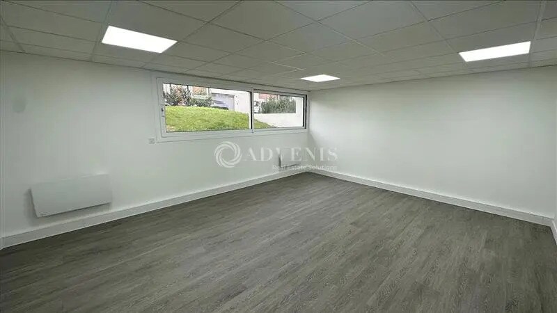 Bureau dans Maisons-Alfort à louer Photo intérieure- Image 1 de 6