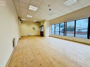 98 Church St, Highbridge à louer Photo intérieure- Image 1 de 4