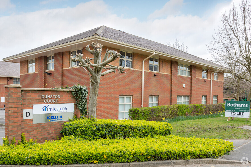 Dunston Rd, Chesterfield à vendre - Photo principale - Image 1 de 1