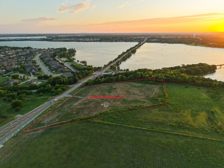 6921 Miller Rd, Rowlett, TX à vendre - Aérien - Image 1 de 4