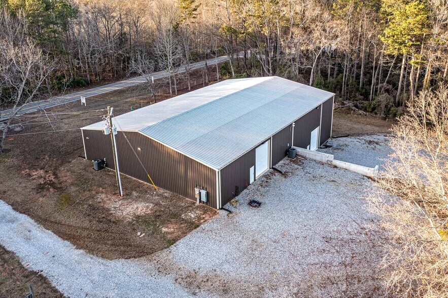881 Barnetts Bridge Rd, Jackson, GA for sale - Building Photo - Image 1 of 16