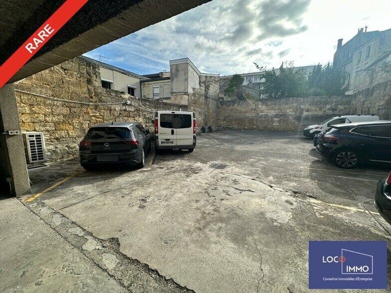 Office in Bordeaux for sale - Building Photo - Image 2 of 9