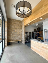 2110 Pearland Pky, Pearland, TX for lease Interior Photo- Image 2 of 3