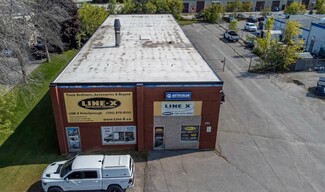 Plus de détails pour 693 The Queensway, Peterborough, ON - Vente au détail à vendre