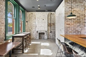 60 Botany Rd, Alexandria à louer Photo intérieure- Image 2 de 2