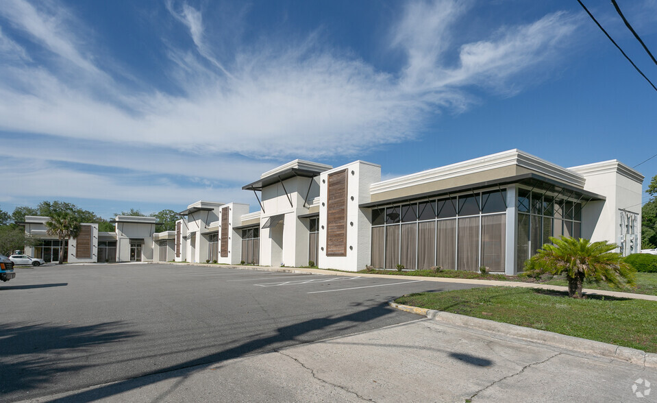 4339 Roosevelt Blvd, Jacksonville, FL for lease - Primary Photo - Image 1 of 8