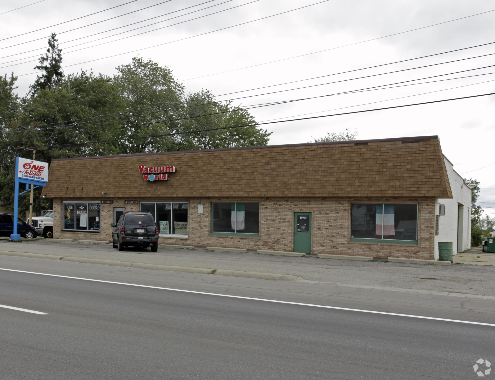 49904-49908 Gratiot Ave, Chesterfield, MI à louer Photo principale- Image 1 de 6