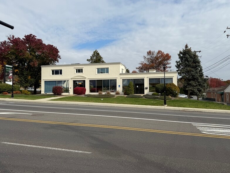 3701 Perkiomen Ave, Reading, PA à vendre - Photo du bâtiment - Image 3 de 23