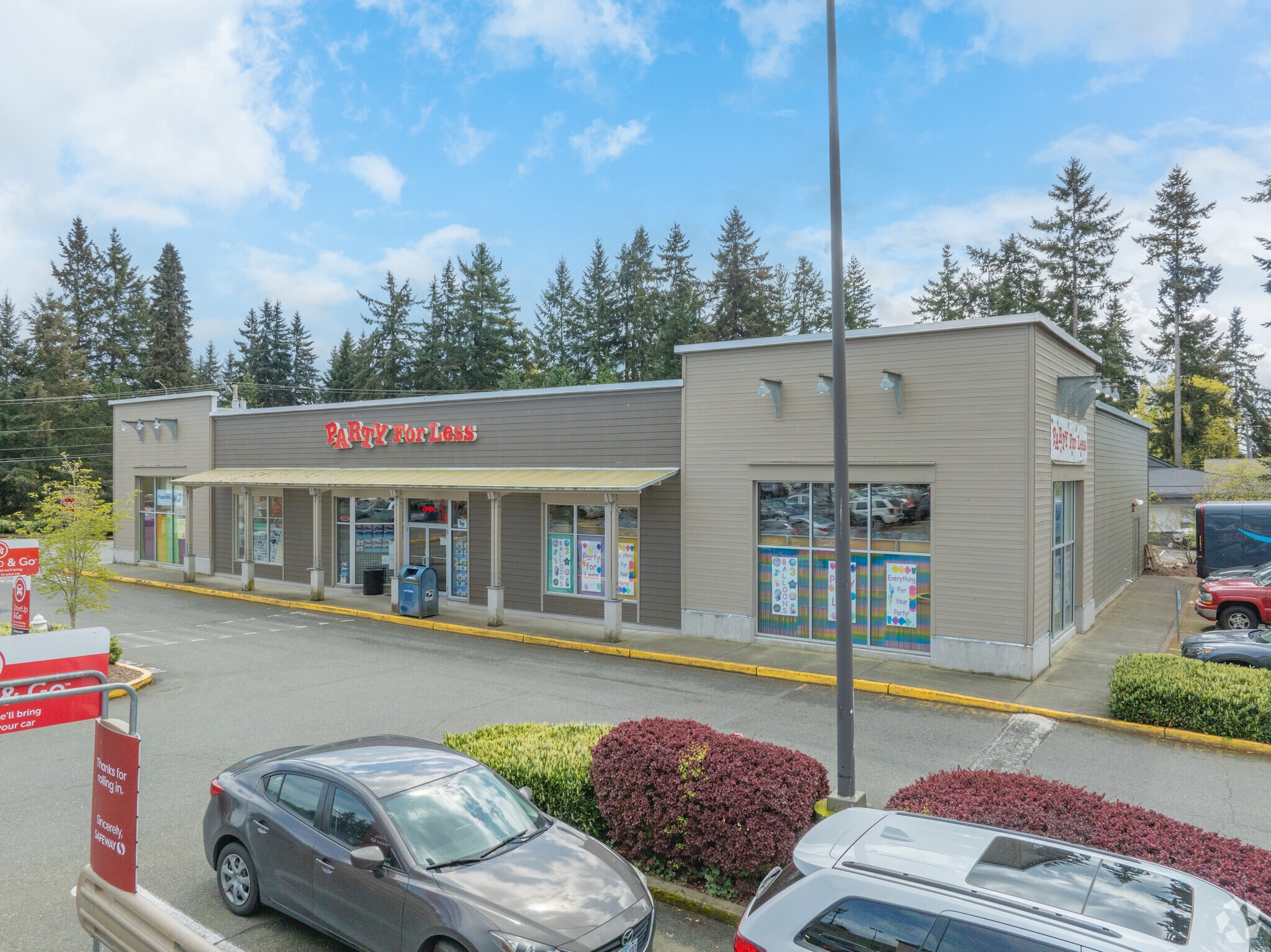 10015 NE 137th St, Kirkland, WA for lease Primary Photo- Image 1 of 6