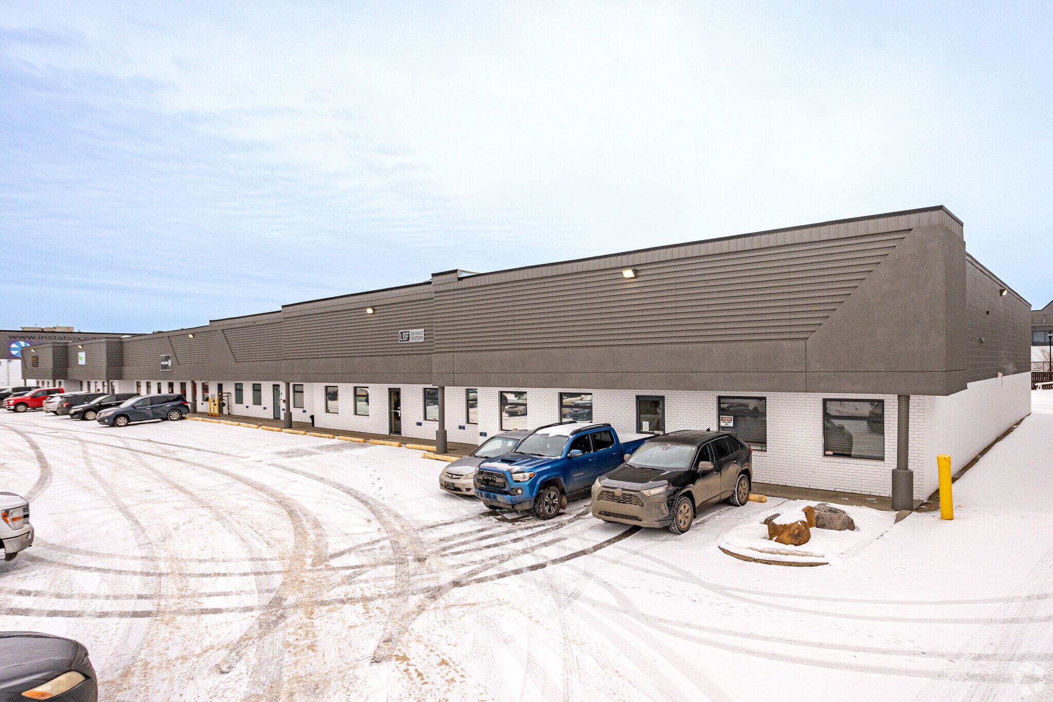 16104-16131 114 Av NW, Edmonton, AB for sale Primary Photo- Image 1 of 1