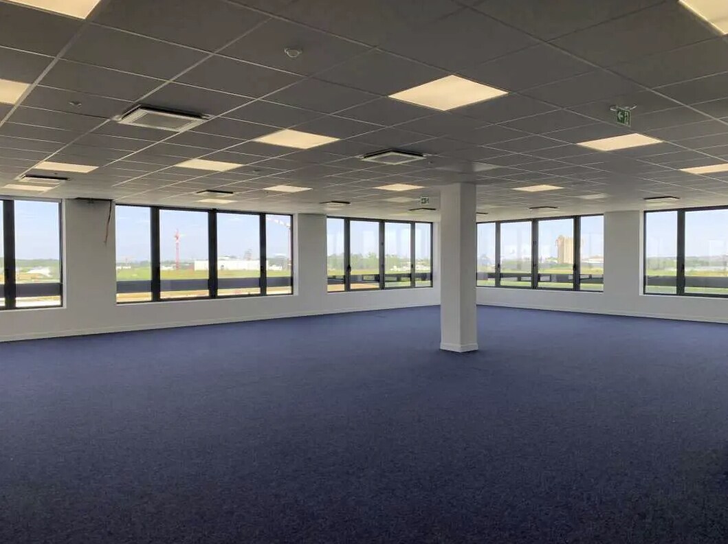 Chessy, SEM 77700 - Unité 4G - - Photo intérieure - Image 1 of 2