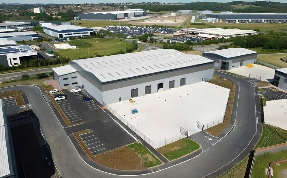 Pontefract Ln, Leeds à louer - Photo du bâtiment - Image 2 de 11