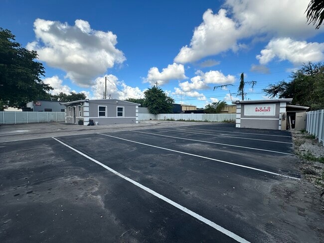 More details for 5615 Dawson St, Hollywood, FL - Office for Lease