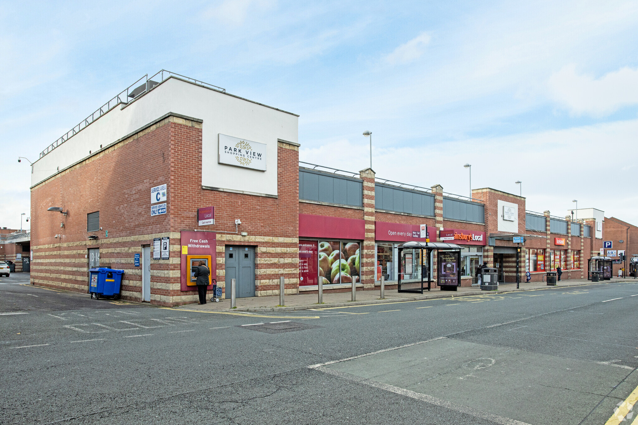 Park Vw, Whitley Bay for lease Primary Photo- Image 1 of 2