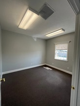 7800 Cooper Rd, Montgomery, OH à louer Photo intérieure- Image 2 de 4