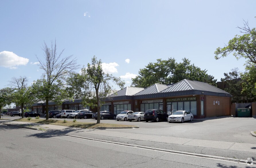 49 Kennedy Rd S, Brampton, ON for sale - Primary Photo - Image 1 of 1