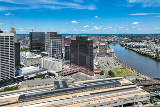 1 Riverfront Plz, Newark, NJ - aerial  map view