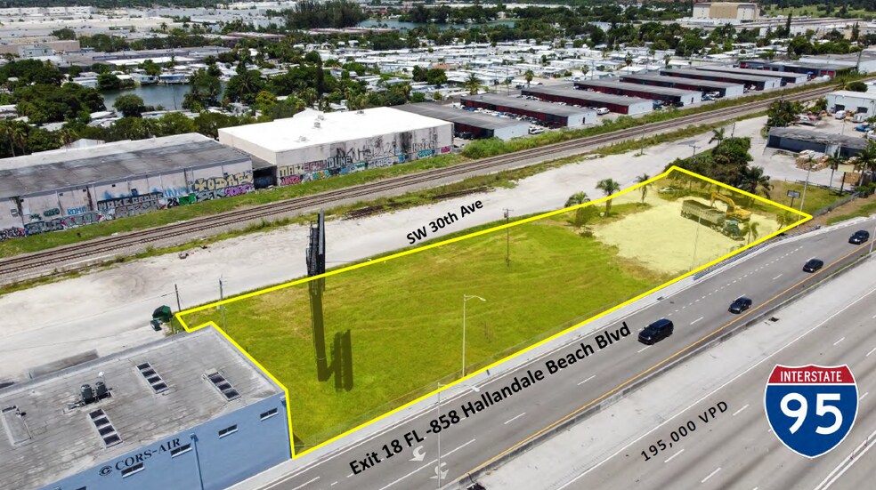 2550 SW 30 Ave, Pembroke Park, FL à vendre - Aérien - Image 2 de 3