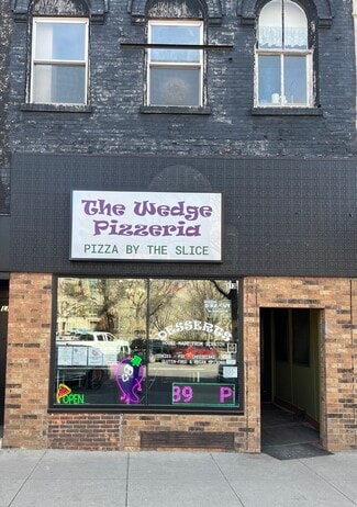 More details for 113 Iowa Ave, Iowa City, IA - Retail for Sale