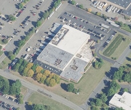 2 Dedrick Pl, West Caldwell, NJ for lease Building Photo- Image 2 of 6