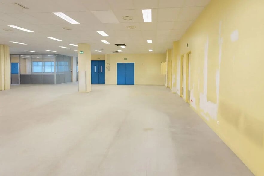 Industriel dans Malakoff à louer - Photo intérieure - Image 3 de 6