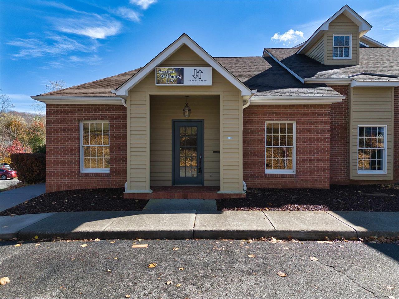 2001 S Main St, Blacksburg, VA for lease Primary Photo- Image 1 of 2