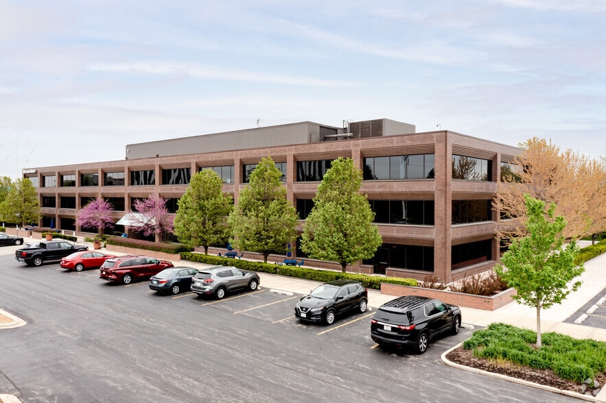 1200 Jorie Blvd, Oak Brook, IL for lease - Building Photo - Image 2 of 24