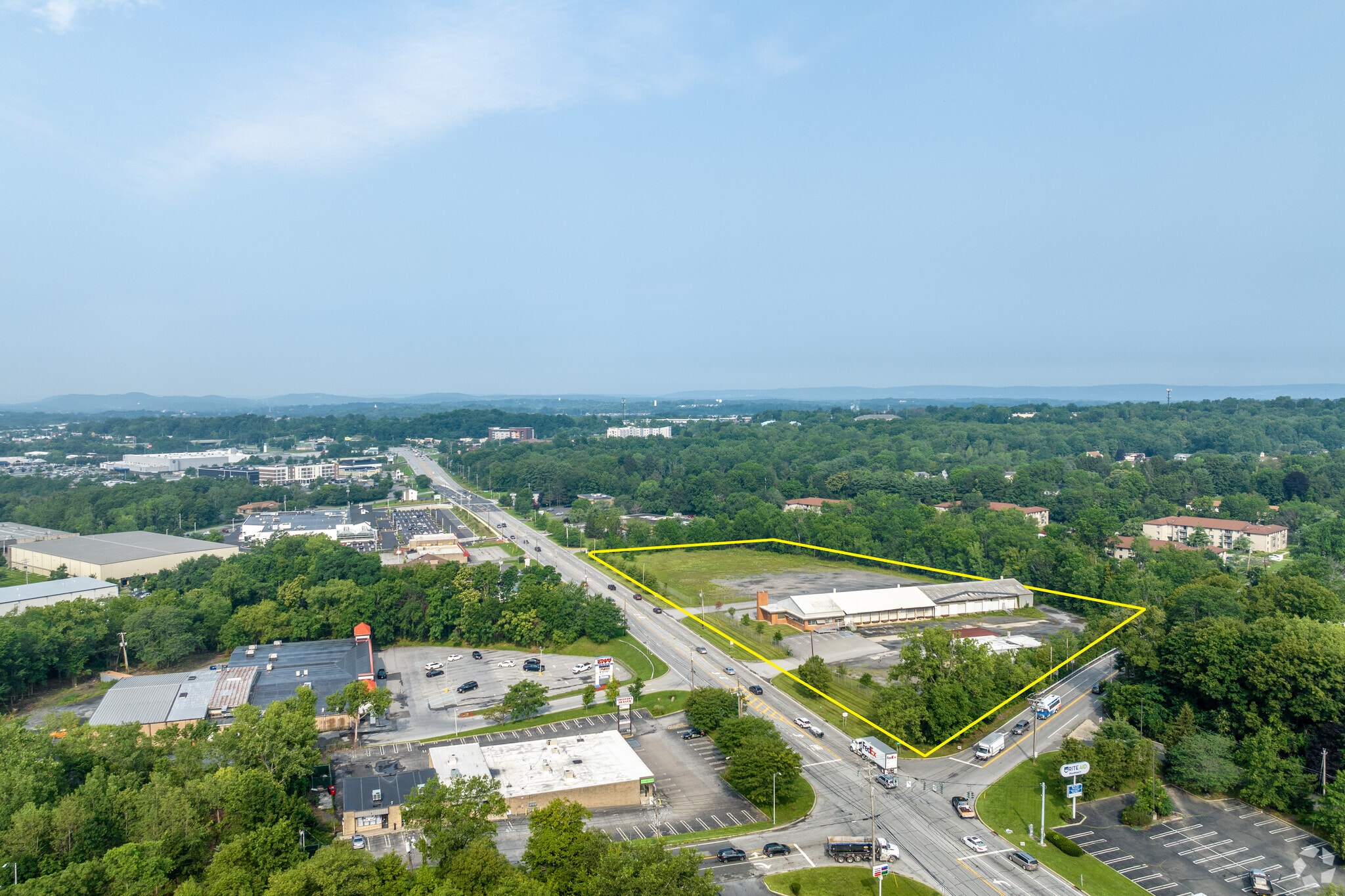 681 Route 211 E, Middletown, NY for lease Primary Photo- Image 1 of 54