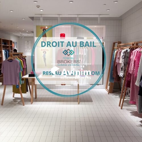 Retail in Marseille for lease Interior Photo- Image 1 of 2