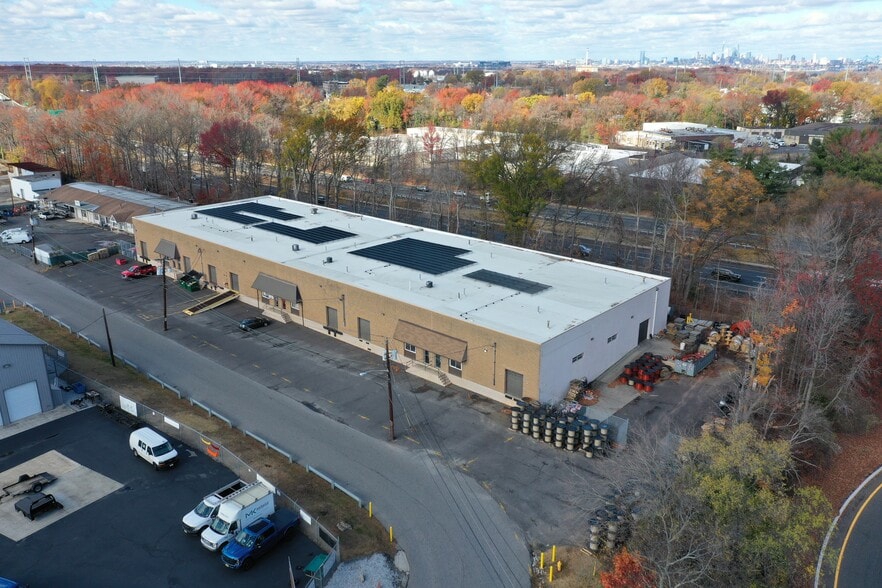 601 Ryan Ave, Westville, NJ à louer - Photo du bâtiment - Image 3 de 3
