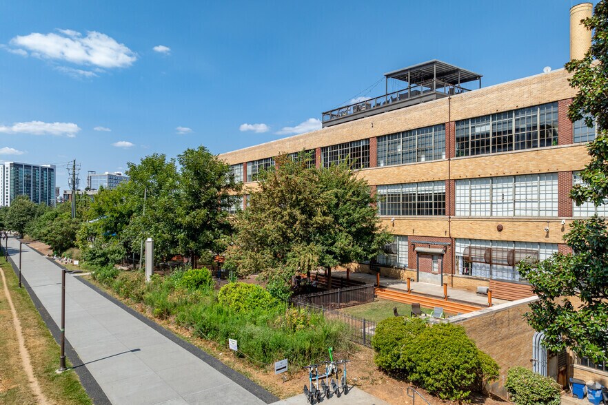 820-828 Ralph McGill Blvd NE, Atlanta, GA à louer - Photo du bâtiment - Image 2 de 35