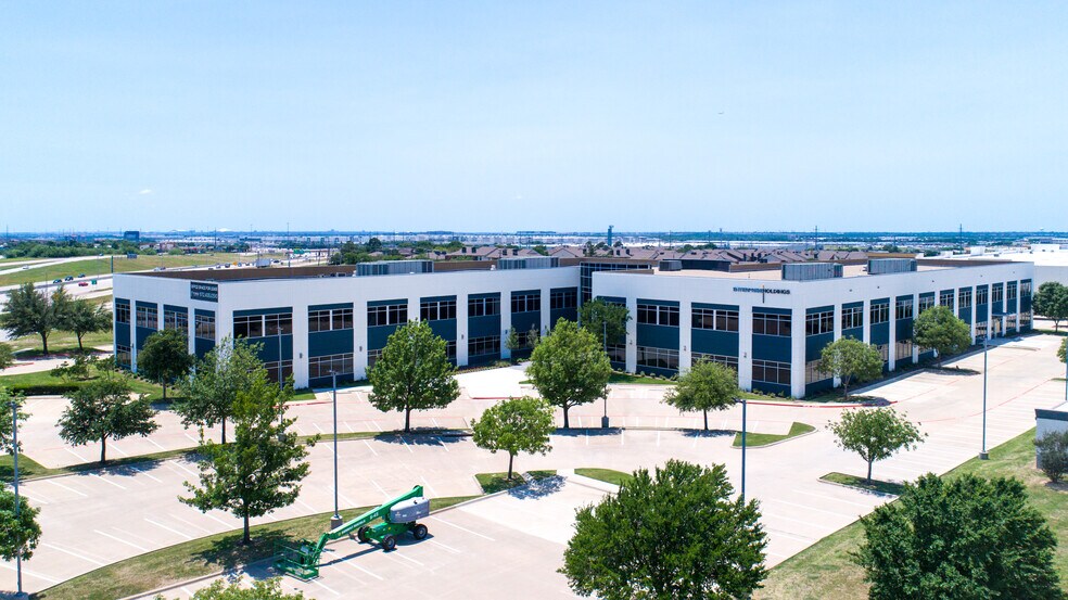 4201 N State Highway 161, Irving, TX à louer - Photo du bâtiment - Image 3 de 14