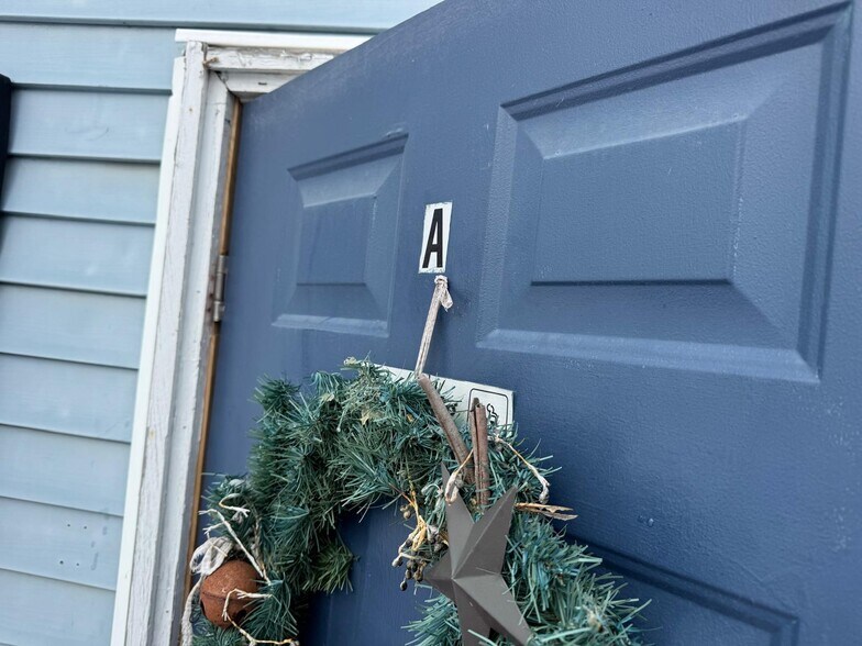 7 York St, Caribou, ME à vendre - Photo du bâtiment - Image 2 de 23